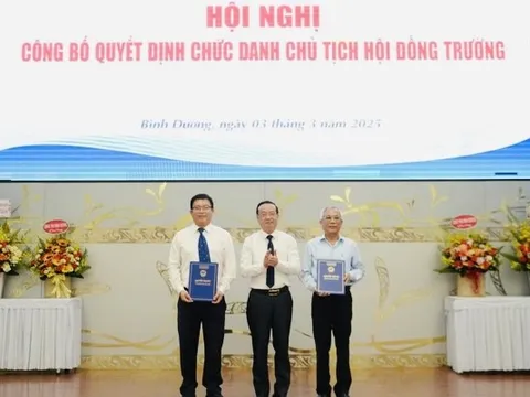 Nguyên Giám đốc Sở TT&TT Bình Dương chính thức làm Chủ tịch Hội đồng Trường ĐH Thủ Dầu Một