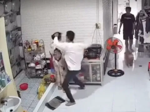 Xác minh clip người phụ nữ bị hành hung khi đang nấu ăn