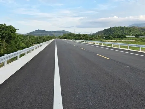 Dồn lực đưa 3 dự án cao tốc 'về đích' trước 30/4