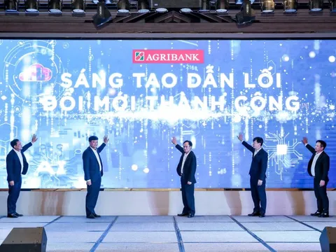 Tập trung toàn lực phát triển công nghệ, chuyển đổi số tại Agribank