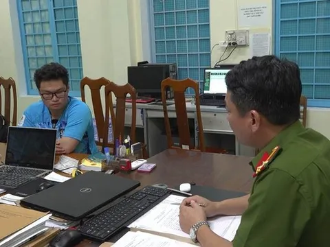 Thua cờ bạc, nam thanh niên đi cướp tiệm vàng