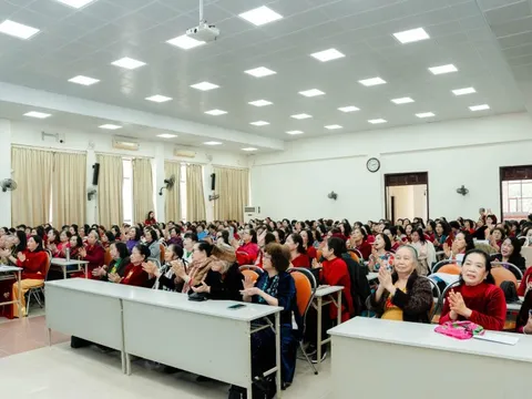 Chung tay bảo vệ sức khỏe xương cho phụ nữ Việt