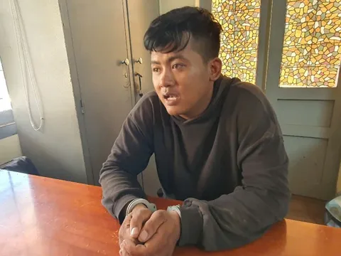 Tạm giữ nam thanh niên đâm chết người yêu rồi tự sát bất thành