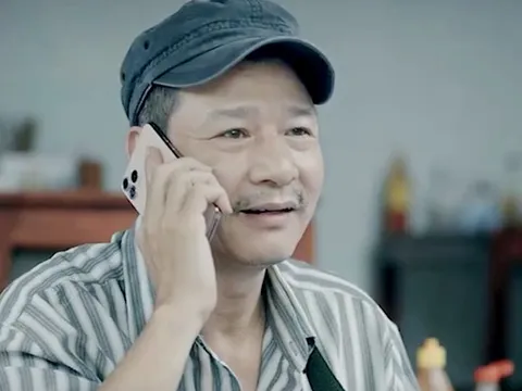Ở tuổi 60 diễn viên Võ Hoài Nam hạnh phúc bên vợ kém 12 tuổi, 2 con theo nghề bố