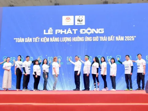 Gần 2.000 người tham gia chạy hưởng ứng Giờ Trái đất 2025