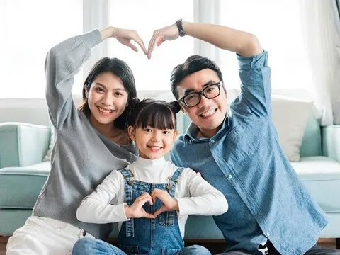 5 ngôn ngữ yêu thương cha mẹ nên dành cho con