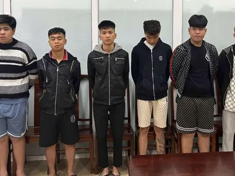 Bắt nhóm đối tượng cưỡng đoạt tài sản của người đi đường
