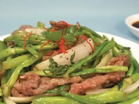 Loại rau người Việt thích mê có thể là "ổ sán", tuyệt đối không ăn sống