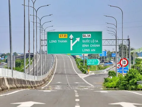 Hoàn thành 55km đường cao tốc Bến Lức-Long Thành vào cuối năm nay