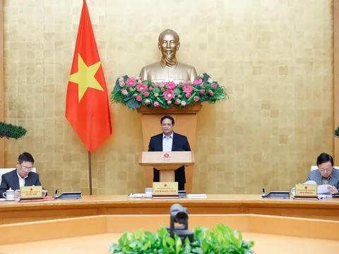 Thúc đẩy tăng trưởng 2 con số tuy khó khăn nhưng là trách nhiệm với quốc gia, dân tộc