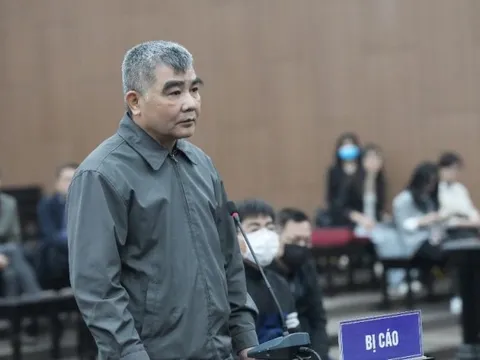 Xét xử vụ cháy chung cư mini ở Khương Đình: Nhiều bị cáo xin lỗi gia đình các nạn nhân