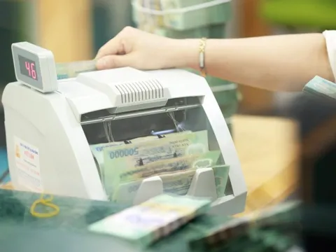 Bỏ room tín dụng giúp ngân hàng tốt được tự do cạnh tranh