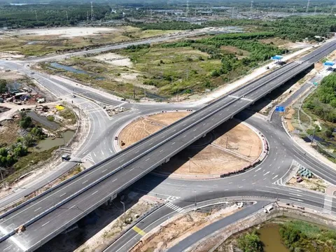 Toàn cảnh cao tốc Bến Lức - Long Thành dự kiến thông xe dịp lễ 30/4