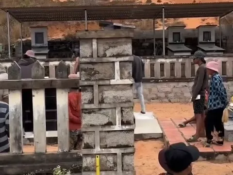 Vụ “xin đểu” ở nghĩa trang Tp.Phan Thiết: Công an làm việc với từng đối tượng
