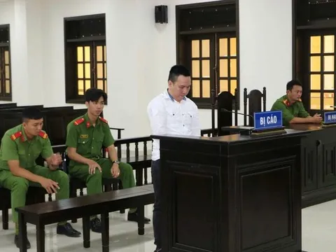 Hại đời bé gái mới 9 tuổi, người đàn ông lĩnh 14 năm tù