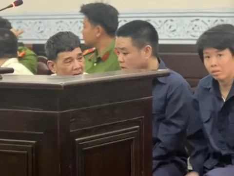 Phát hiện con nghiện đang "phê", cơ quan điều tra lần ra kẻ chủ mưu mua bán ma túy