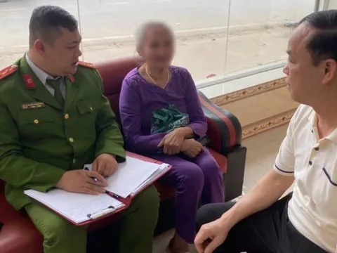 Phát hiện vụ lừa đảo từ biểu hiện bất thường của cụ bà đến mua vàng