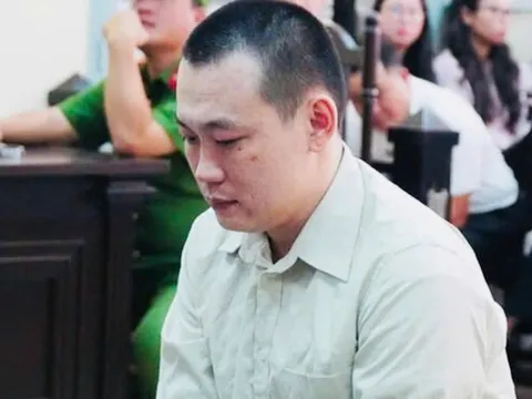 Tuyên án tài xế đánh người trước Bệnh viện Từ Dũ, vợ khóc nghẹn xin tha thứ
