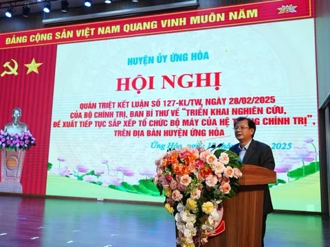 Cần chấn chỉnh kịp thời lo ngại về việc cán bộ từ cấp huyện sẽ “tràn về” cấp xã