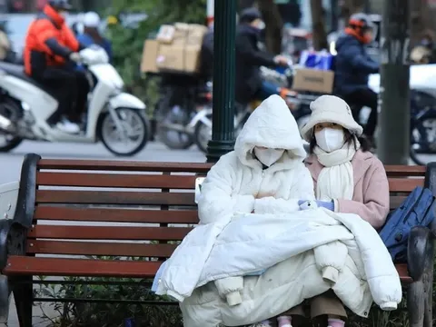 Không khí lạnh mạnh "lạ thường" về, thời tiết 10 ngày tới thay đổi bất ngờ
