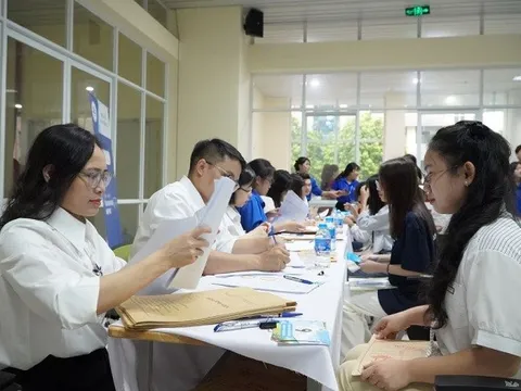 Tháo gỡ vướng mắc về học phí cho sinh viên Sư phạm