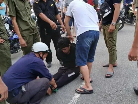 Bắt đối tượng đâm vợ tử vong nghi do ghen tuông