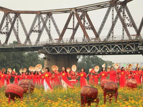 Lời tri ân với dòng sông Mẹ