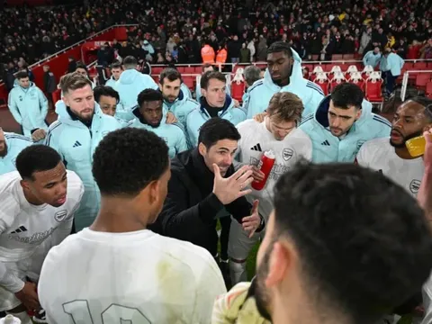 Arsenal đứng trước nguy cơ mất cầu thủ chủ chốt vì đội của Ronaldo
