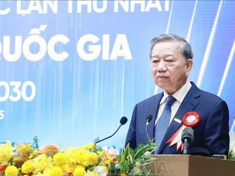 Tổng Bí thư: Hỗ trợ tối đa phát triển lĩnh vực dữ liệu, để Việt Nam sớm trở thành quốc gia số