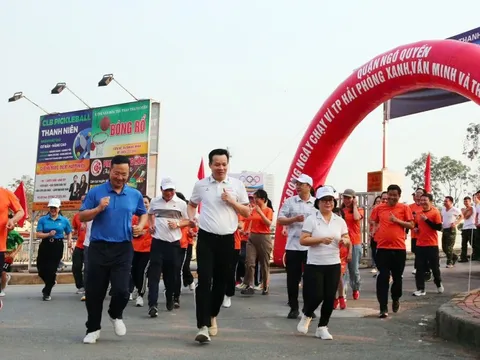 Hơn 10.000 người chạy vì Hải Phòng xanh, văn minh và thân thiện