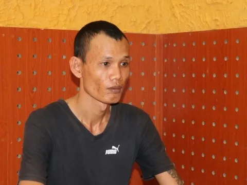 Bắt 4 đối tượng giam giữ người trong phòng trọ để đánh đập