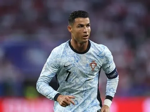 Ronaldo quyết tâm phục hận Đan Mạch, bác bỏ chỉ trích Hojlund thiếu tôn trọng