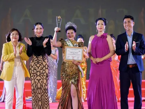 Á hậu Nguyễn Thanh Trúc: Hành trình nhân ái và tình yêu đối với dòng xe cổ