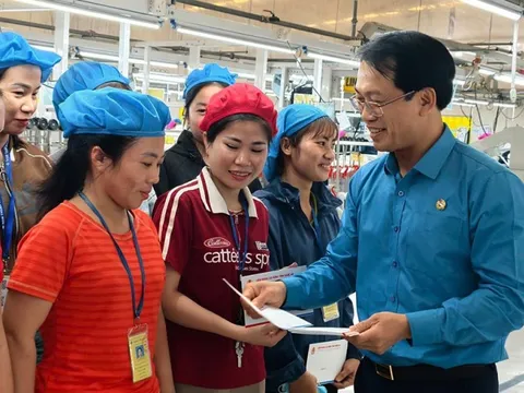 Gắn kết doanh nghiệp và người lao động, thúc đẩy phát triển sản xuất