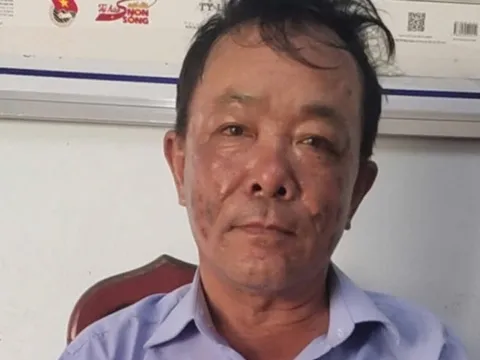 Tạm giữ hình sự đối tượng cướp vé số của người bán dạo