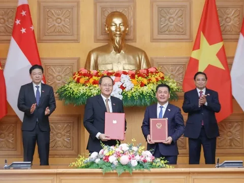 Loạt văn kiện được ký kết, cụ thể khuôn khổ mới quan hệ Việt Nam - Singapore