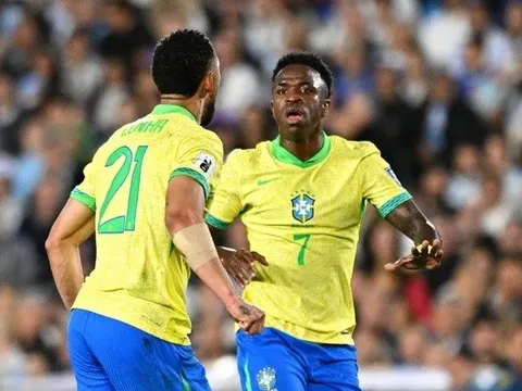 Cầu thủ Brazil lên tiếng bảo vệ HLV Dorival Júnior sau thất bại thảm hại