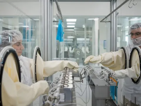 Đưa công nghệ hiện đại vào điều trị và chăm sóc sức khỏe