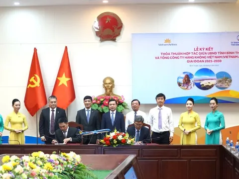 Bình Thuận ký kết hợp tác toàn diện với Vietnam Airlines để thúc đẩy phát triển kinh tế