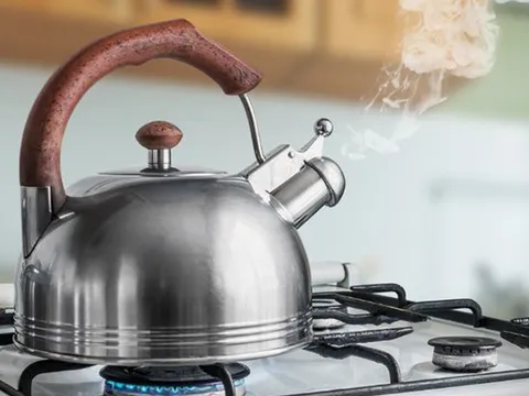 Vụ trẻ 9 tháng tuổi bị bỏng nước sôi, phụ huynh nói gì?