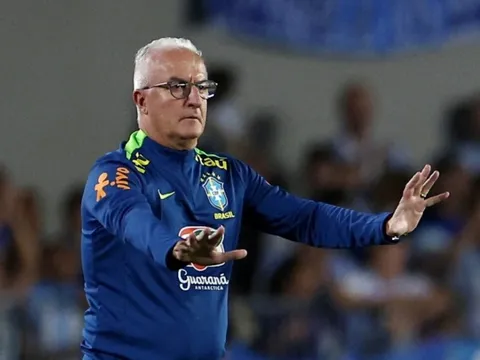 Sa thải HLV Dorival Júnior, Brazil khẩn trương tìm người thay thế