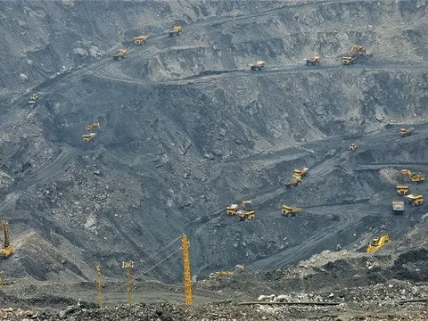 Chi phí quản lý Than Hà Lầm - TKV tăng trong bối cảnh kinh doanh khó khăn