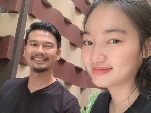 Diễn viên Tiết Cương thông báo tin vui