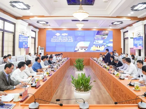 Huế cùng FPT trao đổi cơ hội hợp tác toàn diện
