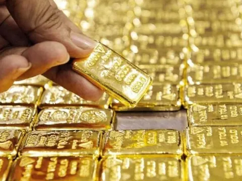 Giá vàng 30/3: Vàng thế giới tăng cao kỷ lục