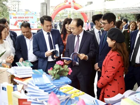 Khám phá hơn 4.000 đầu sách đặc sắc tại Hội sách Đất Tổ 2025