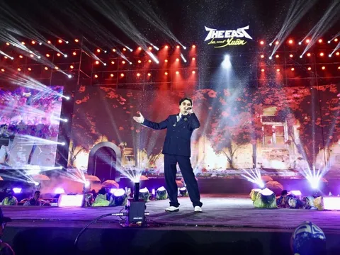 Kể câu chuyện tình thân, Xuân Đức chạm đến trái tim khán giả