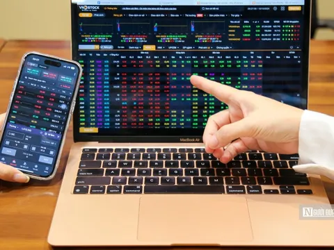 Liệu VN-Index có thủng mốc 1.300 điểm?