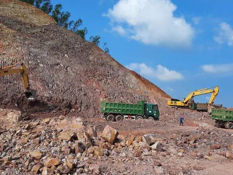 Không để xảy ra tình trạng còn vật liệu tại mỏ nhưng không thể cấp cho các dự án trọng điểm khác