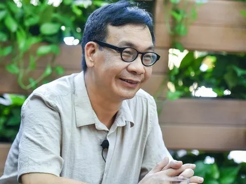 NSƯT Đức Khuê: U60 sống bình dị, 30 năm hạnh phúc bình yên bên vợ hiền